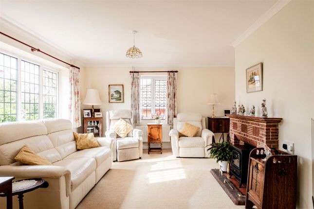 75, Wray Park Road, Reigate photo 4