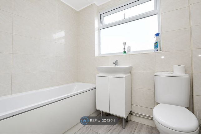 Hazel Road, Erith photo 4