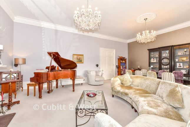 2-bed flat on West Preston Manor, Preston Paddock, Littlehampton, £650,000