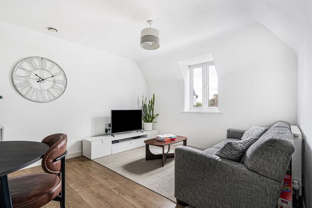 Flat 18, Beech House, Walton-On-Thames photo 4