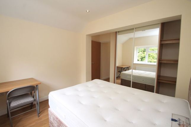 Flat to rent in Colum Road, Cathays, Cardiff