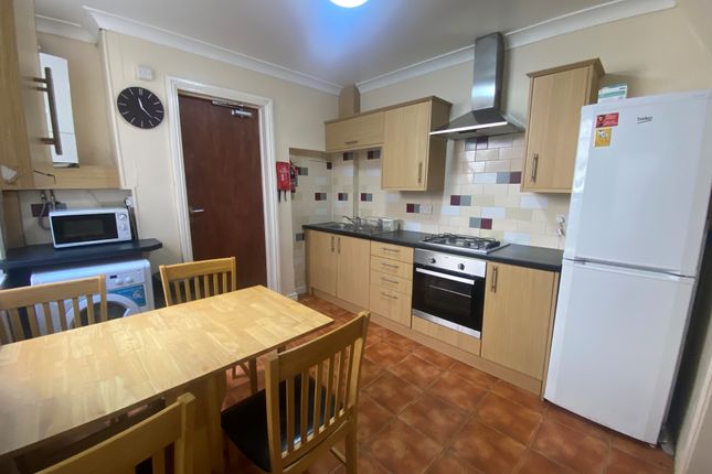 Town house to rent in North Hill Road, Swansea SA1