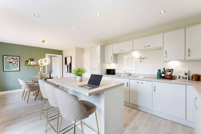 Madeira, 37, Leighton Park Road, Westbury photo 2