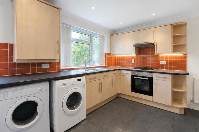 174, Avon Way, Colchester photo 4