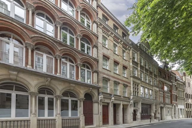 Thumbnail Flat for sale in Little Britain, London