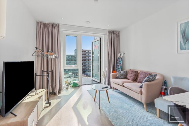 Thumbnail Flat to rent in Beaulieu House, 15 Glenthorne Road, London