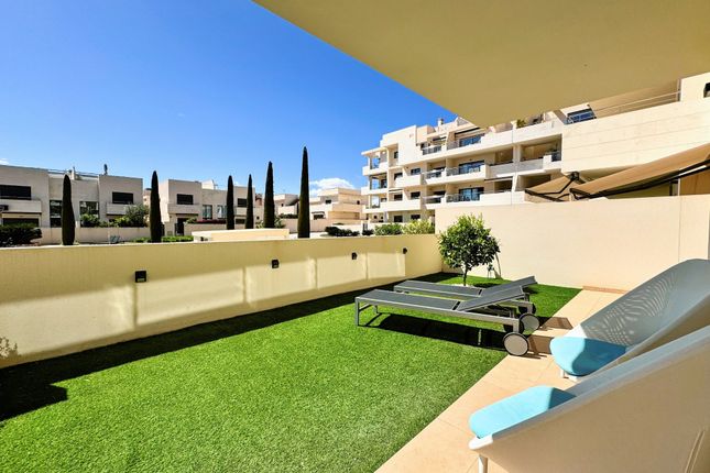 Apartment for sale in Dehesa De Campoamor, Alicante, Spain