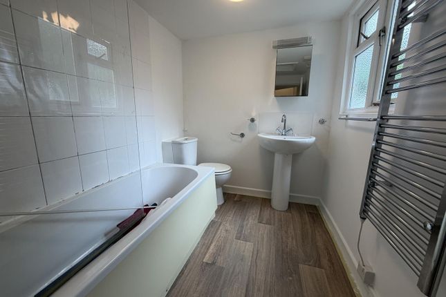 19b, Regent Terrace, Penzance photo 5