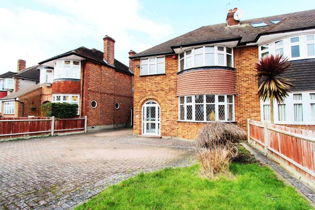3-bed house on 28, Downfield, Worcester Park, £840,000