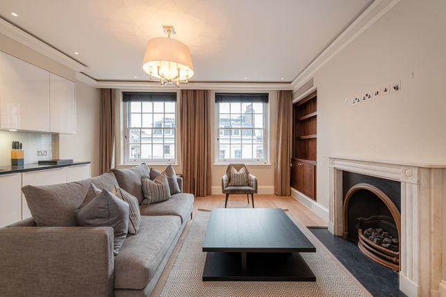 Thumbnail Flat to rent in Curzon Street, Mayfair