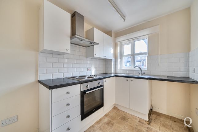 14, Todd Crescent, Sittingbourne photo 3