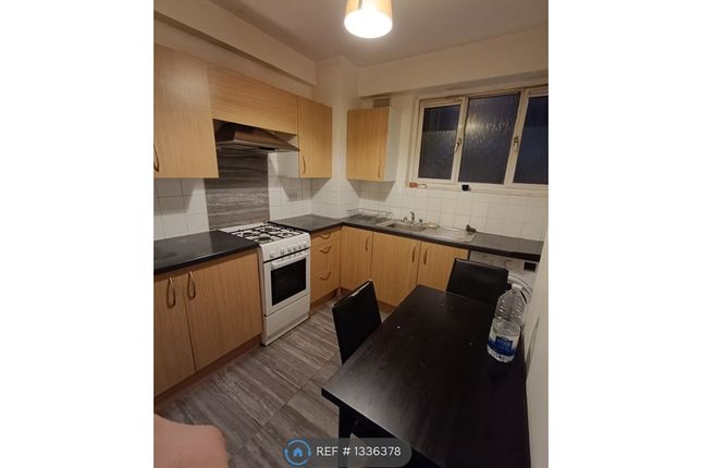 Room to rent in Ansell House, London