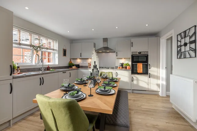 David Wilson Homes @ Pentref Llewelyn