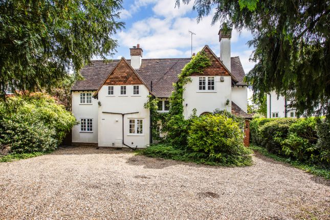 Thumbnail Detached house for sale in Mile House Lane, St. Albans
