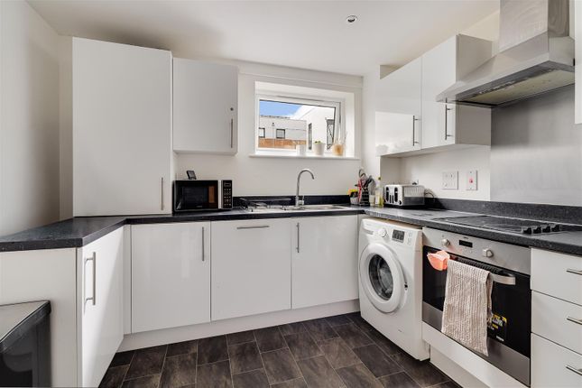 121 Pym Court, Cromwell Road, Cambridge photo 4