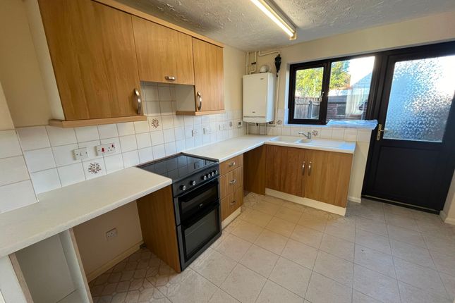 21 Haighs Close, Chatteris photo 4