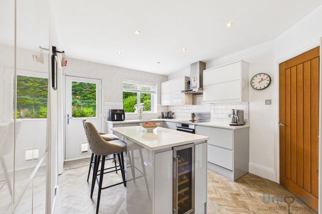 16, Whiteside Way, Thornton-Cleveleys photo 2