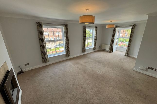 14, Scaife Mews, UK photo 3