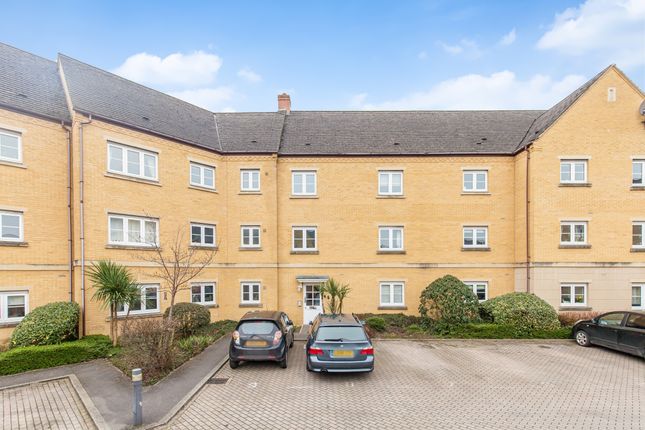 Thumbnail Flat to rent in Windrush Quay, Witney