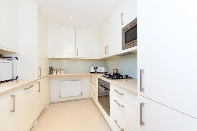 Flat 1, 42, Portman Square, London photo 3