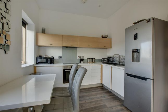 Flat for sale in Ryemead Boulevard, High Wycombe