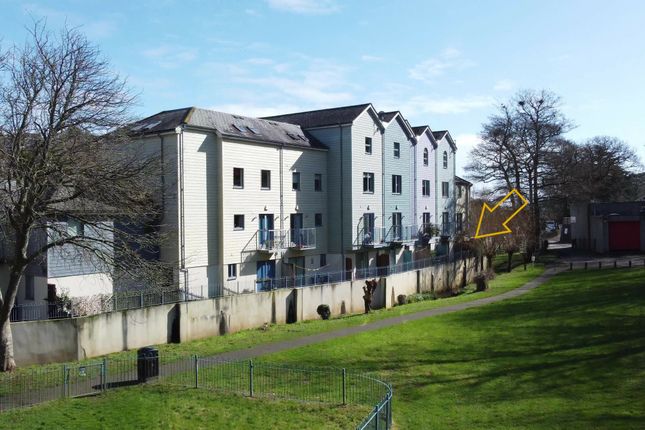 1-bed flat on 1 The Net Lofts, St. Austell, £155,000