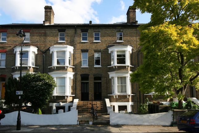 Thumbnail Flat to rent in Grange Park, Ealing, London