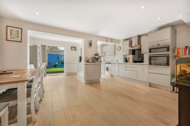 9, Rayfield Close, Barnston photo 2