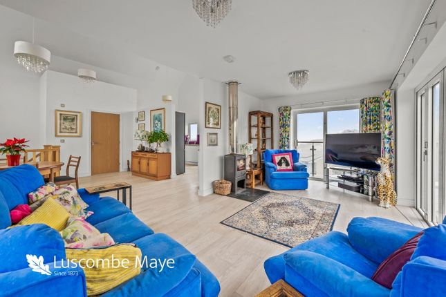 5, Follaton Rise, Totnes photo 3