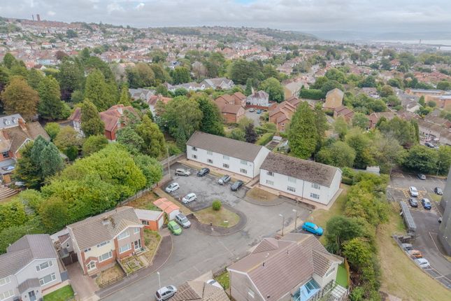 10, Beaconsfield Court, Swansea photo 2