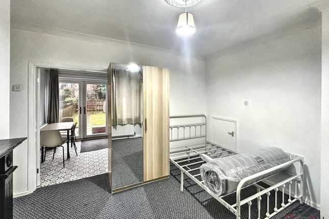 138, Ellerburn Avenue, Hull photo 2