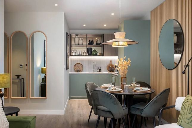 1, Randolph Road, Greater London photo 4