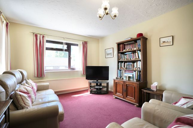 13 Ellenhill, Cromer photo 3