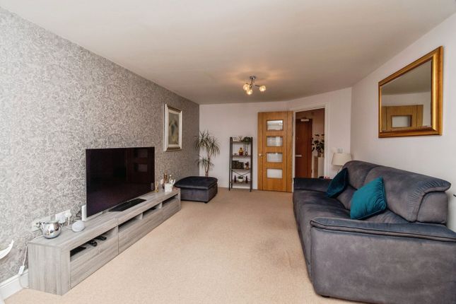 Algar Court, Penn Road, Wolverhampton photo 4