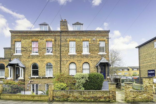 Thumbnail Flat for sale in Queens Road, Twickenham