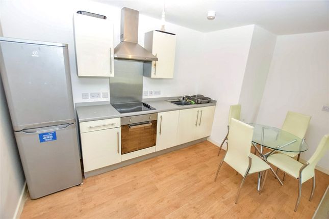 182, Ladywell Point, Salford photo 4