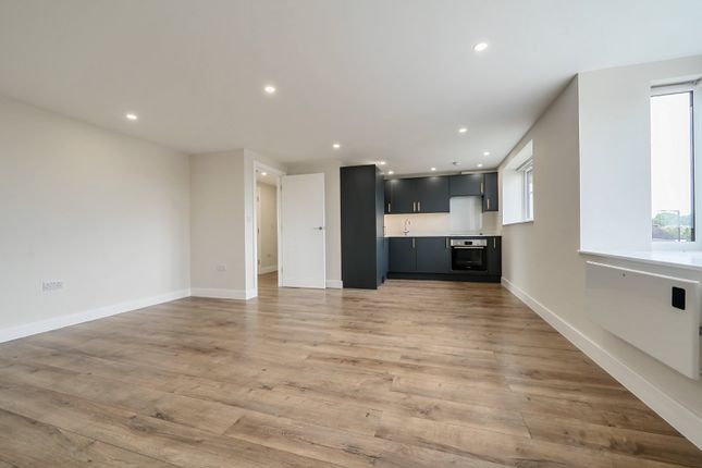 48 Grovebury Court photo 4
