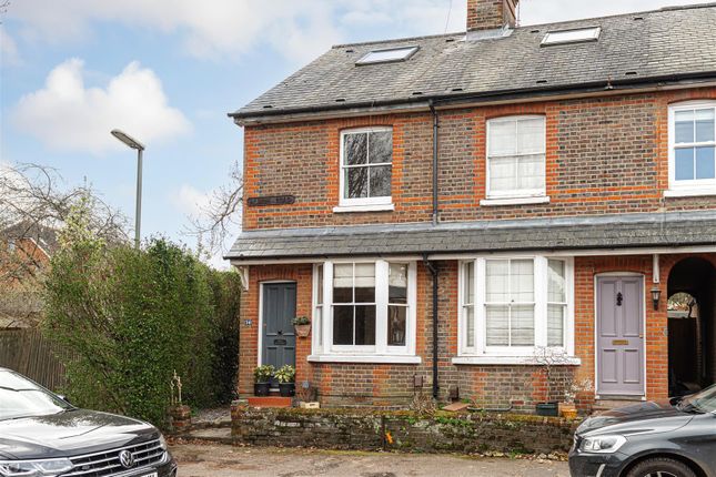 Property to rent in Albion Road, Reigate
