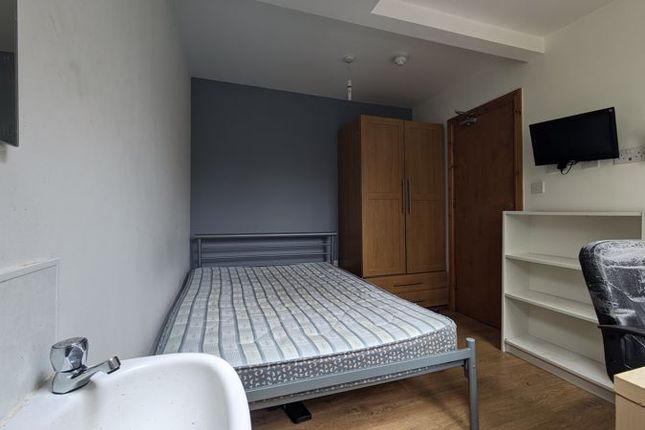 Shared accommodation to rent in Church Grove, Lenton, Nottingham