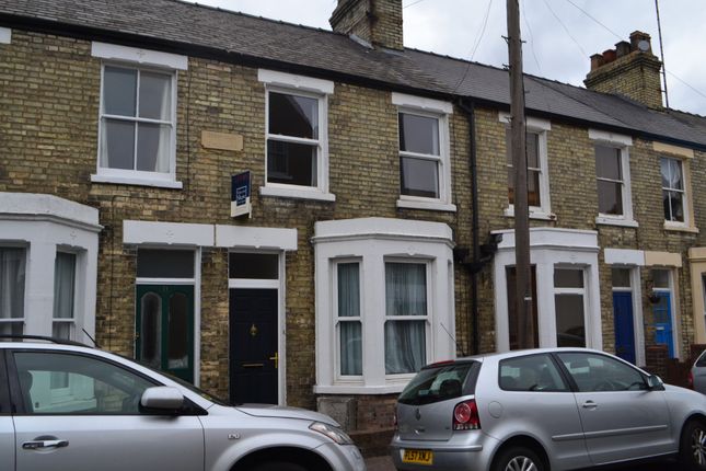 Thumbnail Terraced house to rent in Sleaford Street, Cambridge