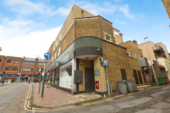 Flat for sale in Postway Mews, Ilford
