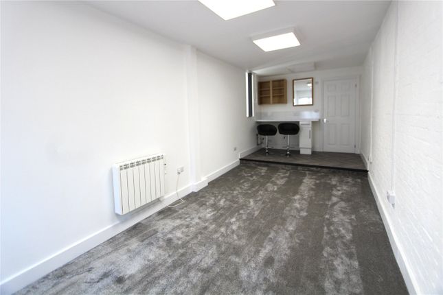 55A,, Chapel Street, Petersfield photo 2