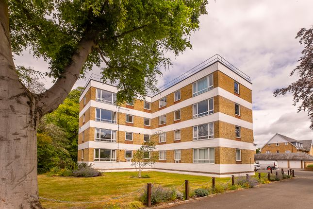 Flat 10, Braemar House, 10, Manor Road, Teddington photo 2