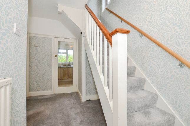 199, Little Bushey Lane, Bushey photo 4