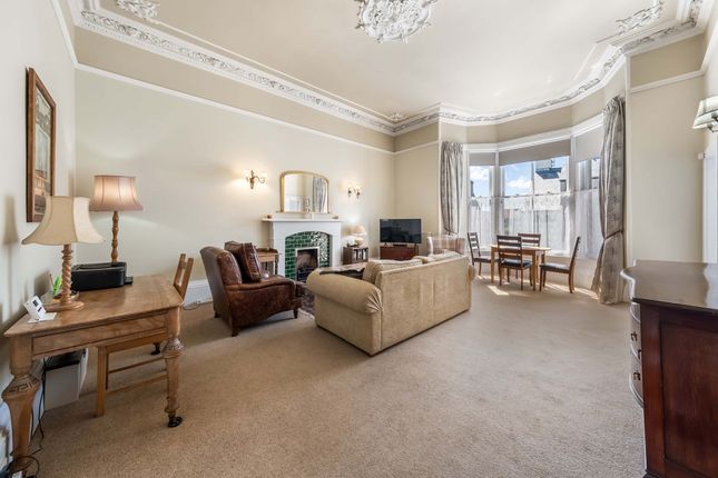 10b, Alexandra Place, St Andrews photo 3