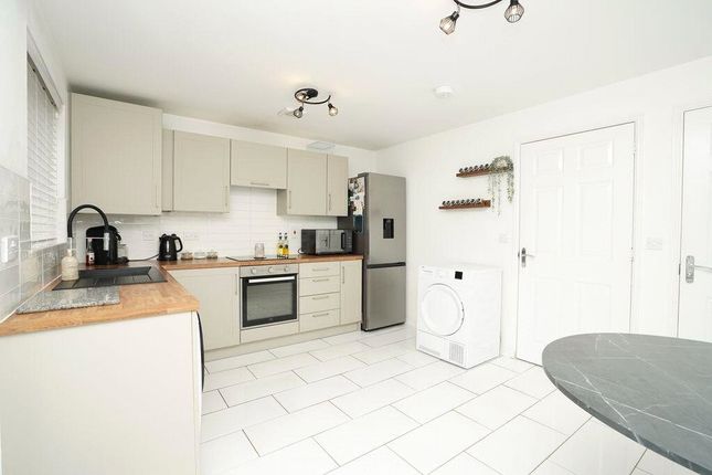 27, Swan Lane, Newark photo 5