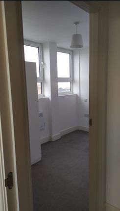 Flat for sale in Benbow Street, Sale
