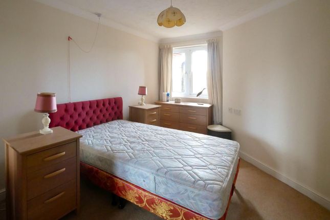 Flat for sale in Plymouth Road, Penarth