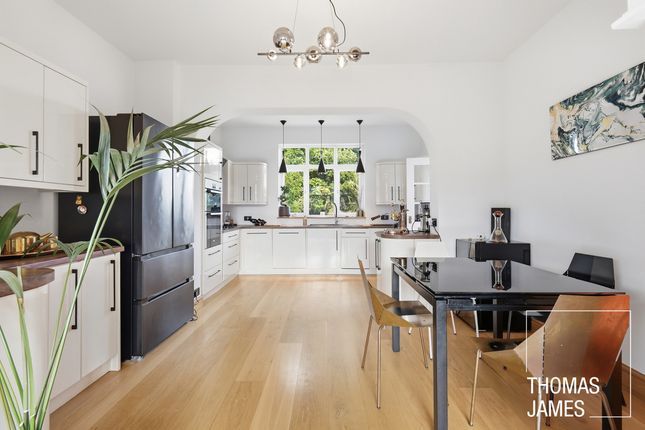 25, Rosslyn Avenue, Barnet photo 4