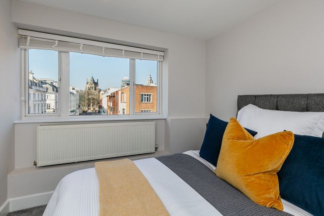 Flat 30,, Petersham House, London photo 3